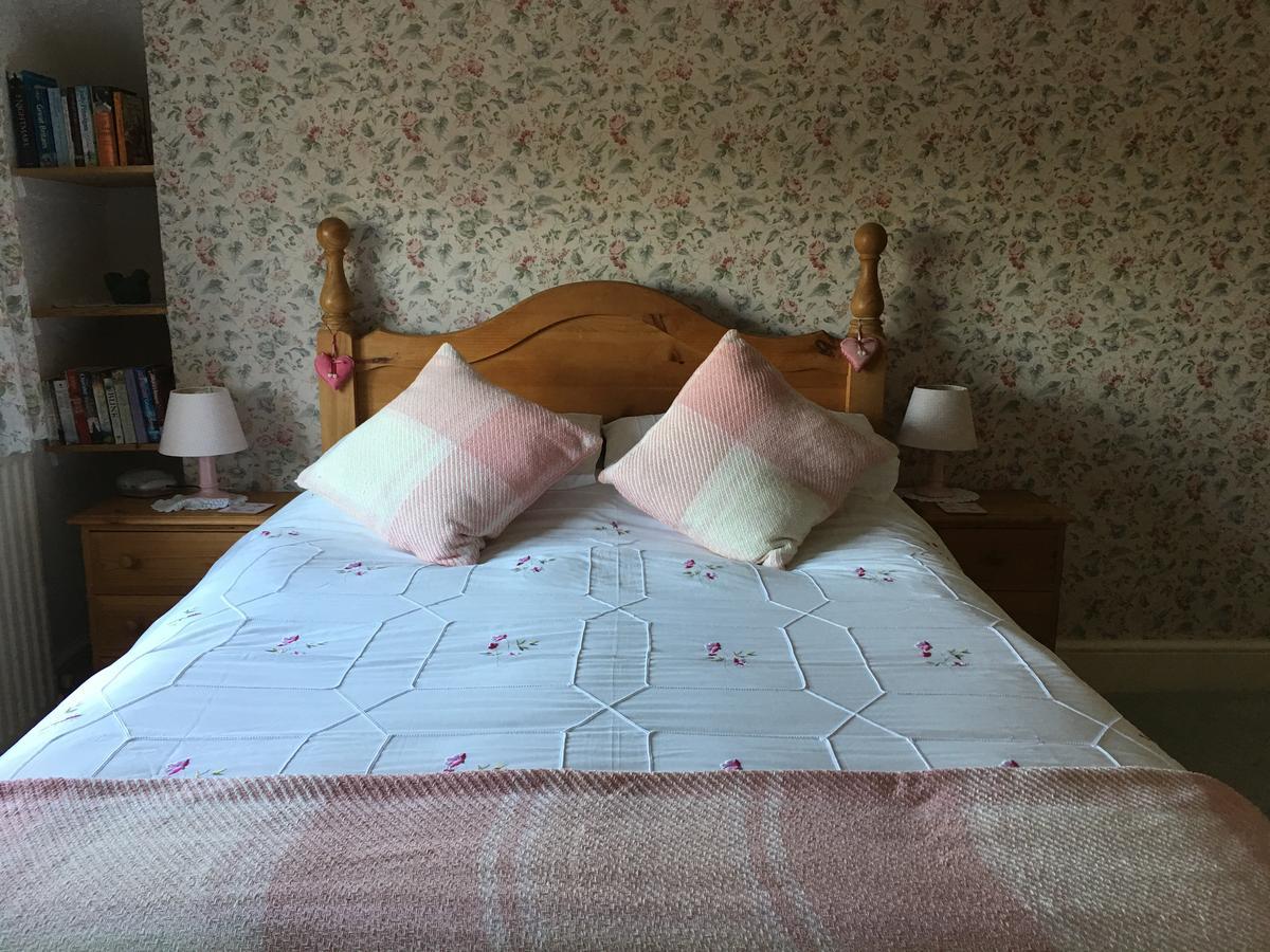 ライ The Corner House Bed & Breakfast エクステリア 写真